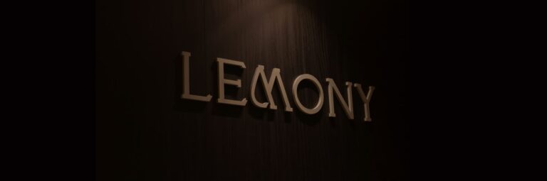 Clinica-Lemony-Dr.-Leonardo-Rosalen-Imagem-Background-OO3-scaled.jpg